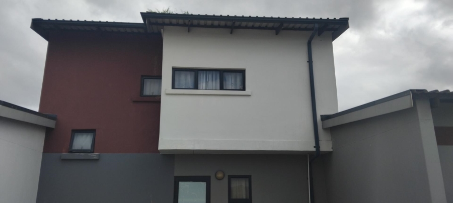 2 Bedroom Property for Sale in The Connifers Western Cape